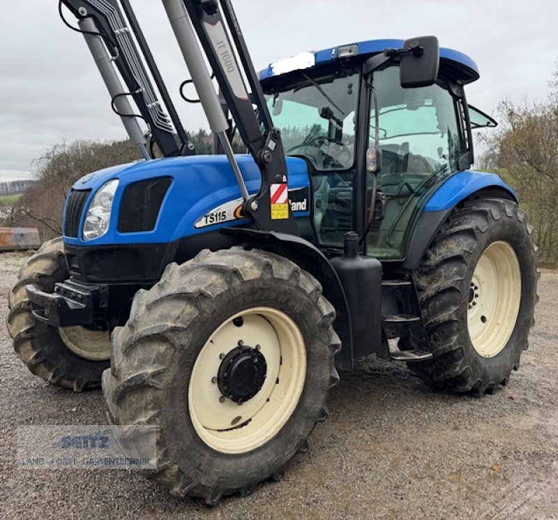 Traktor типа New Holland TS 115 A, Gebrauchtmaschine в Lindenfels-Glattbach (Фотография 1)