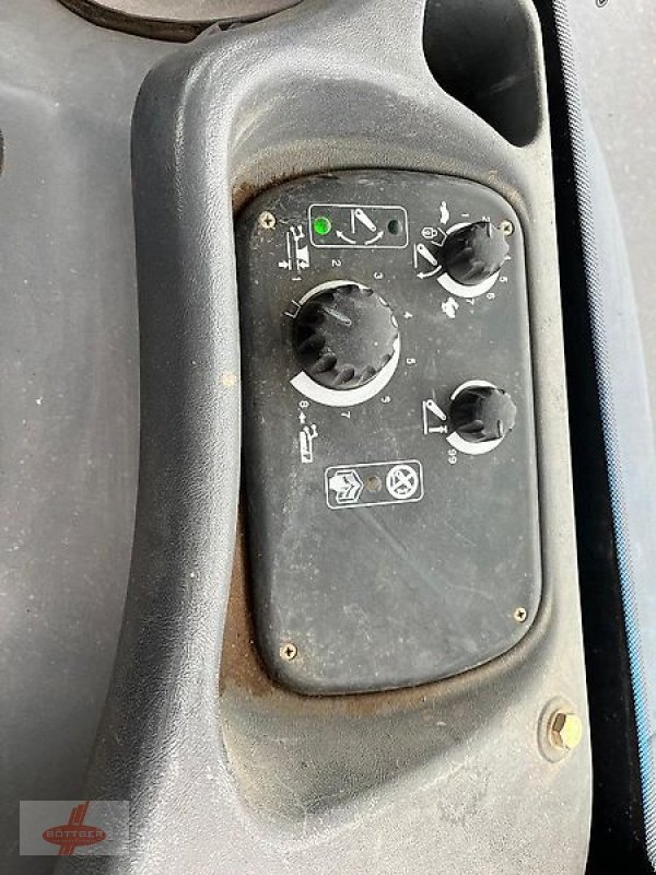 Traktor tipa New Holland TS 115, Gebrauchtmaschine u Oederan (Slika 15)