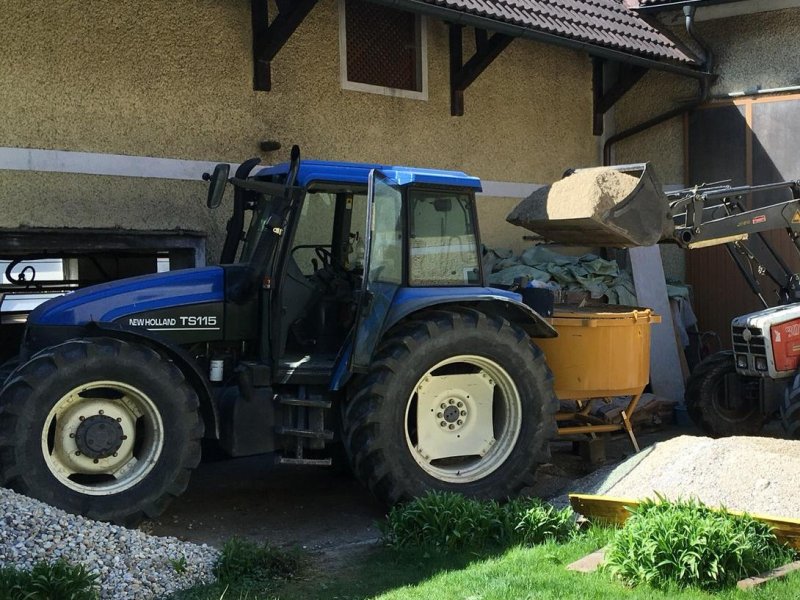 Traktor des Typs New Holland TS 115, Gebrauchtmaschine in Eschenau (Bild 1)
