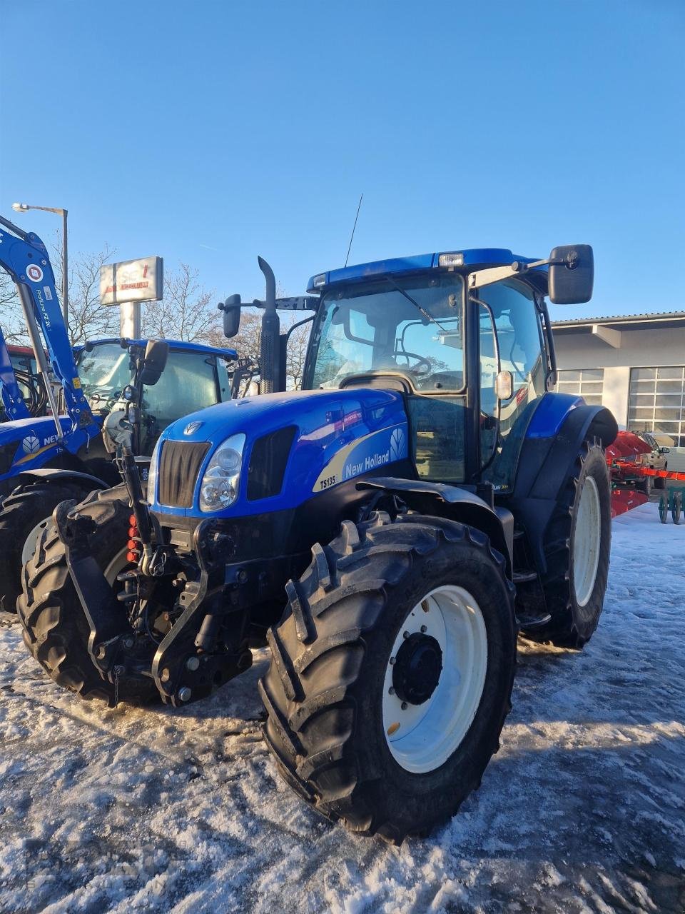 Traktor vrste New Holland TS 135 A, Gebrauchtmaschine v Straubing (Slika 1)