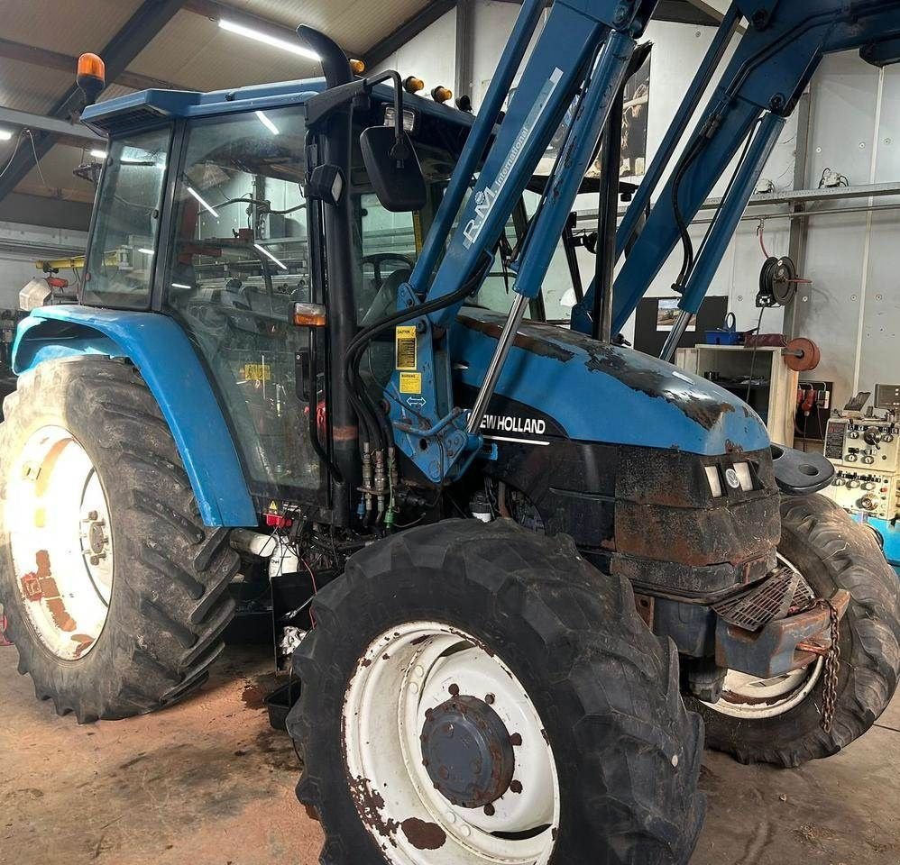 Traktor van het type New Holland TS 90, Gebrauchtmaschine in Bant (Foto 2)
