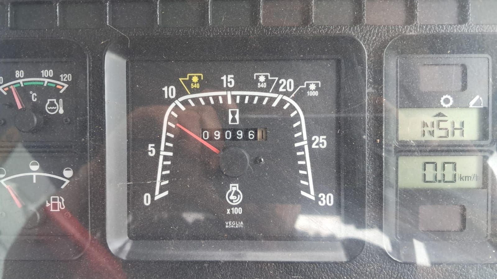 Traktor van het type New Holland ts 90, Gebrauchtmaschine in Dalfsen (Foto 7)