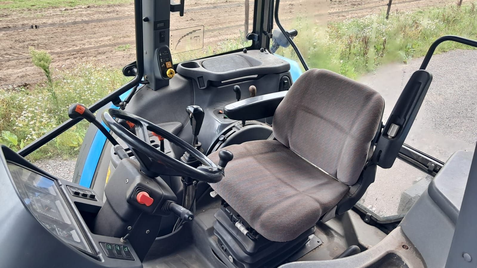 Traktor van het type New Holland ts 90, Gebrauchtmaschine in Dalfsen (Foto 8)