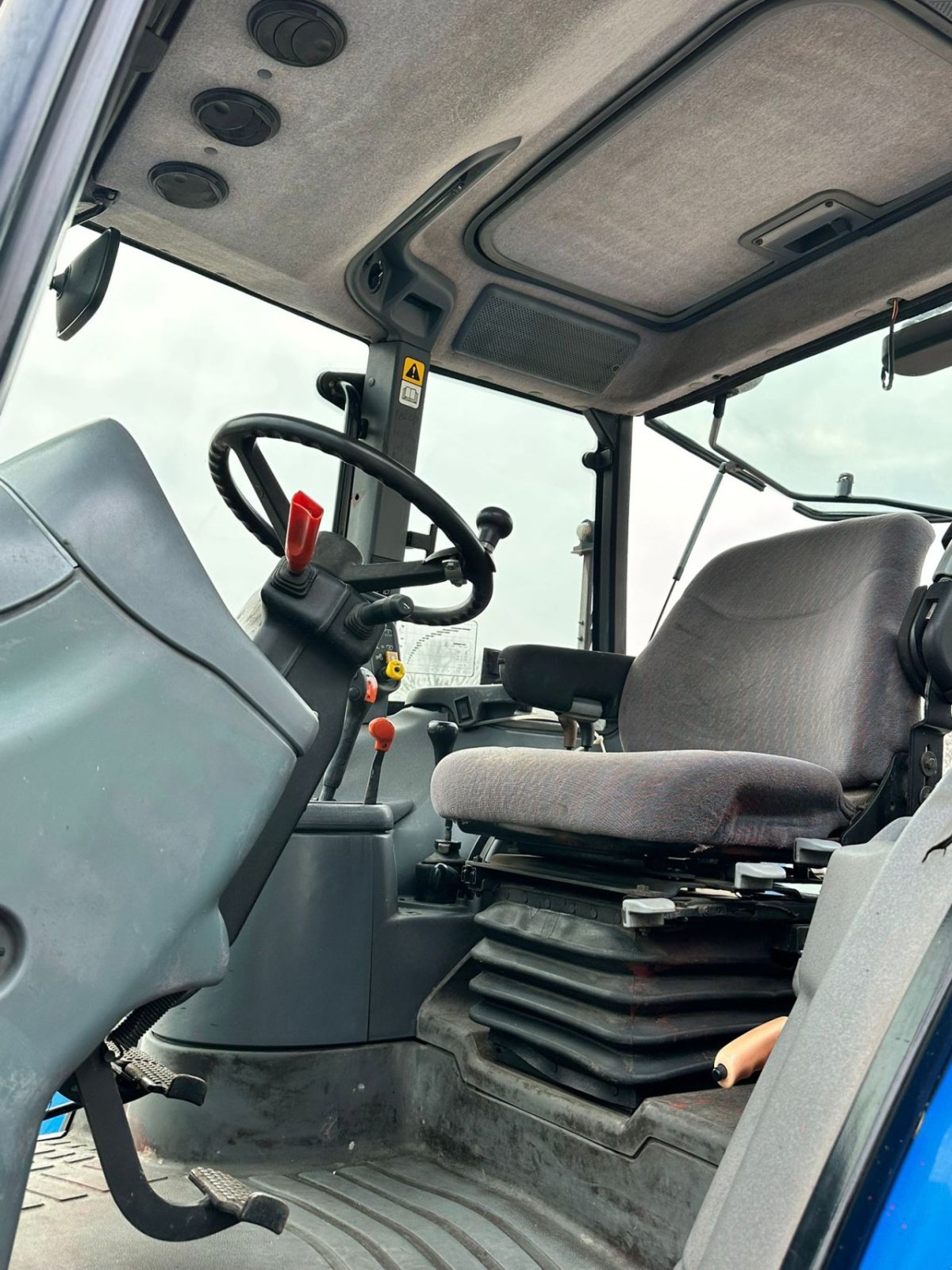 Traktor za tip New Holland TS100, Gebrauchtmaschine u Linde (dr) (Slika 3)