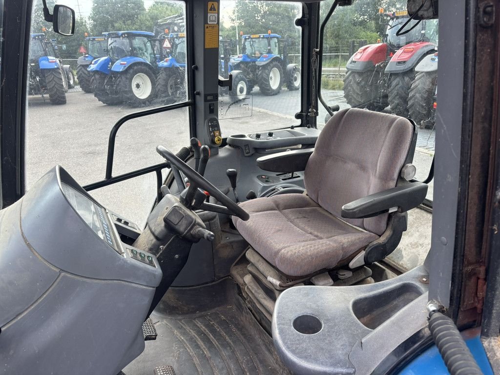 Traktor van het type New Holland TS100, Gebrauchtmaschine in Heerenveen (Foto 8)