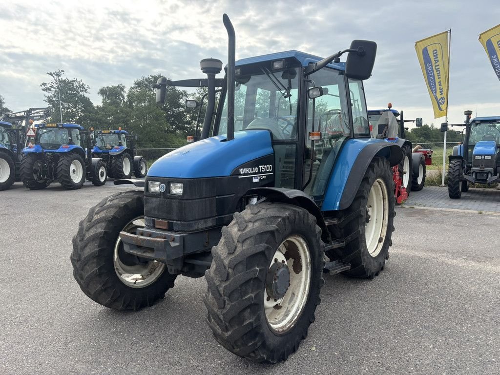 Traktor van het type New Holland TS100, Gebrauchtmaschine in Heerenveen (Foto 1)