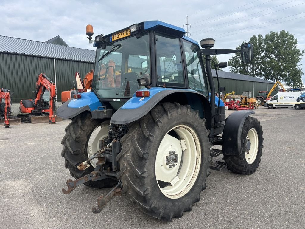 Traktor van het type New Holland TS100, Gebrauchtmaschine in Heerenveen (Foto 4)
