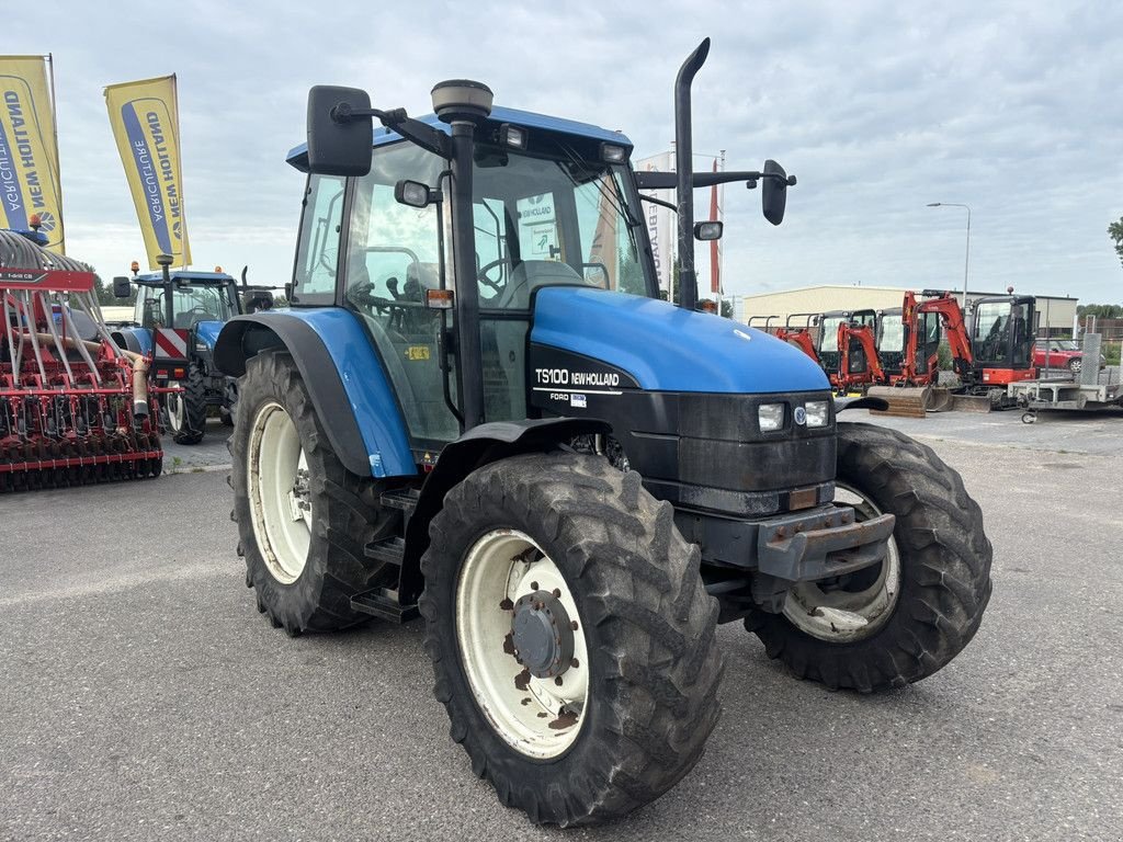 Traktor van het type New Holland TS100, Gebrauchtmaschine in Heerenveen (Foto 7)