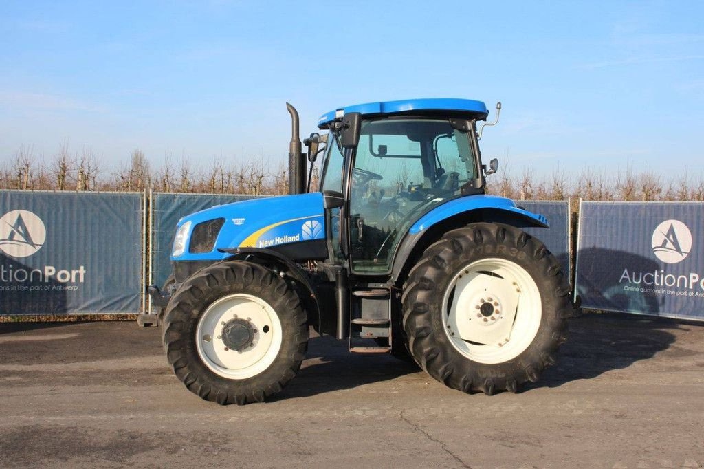 Traktor typu New Holland TS100A, Gebrauchtmaschine w Antwerpen (Zdjęcie 1)