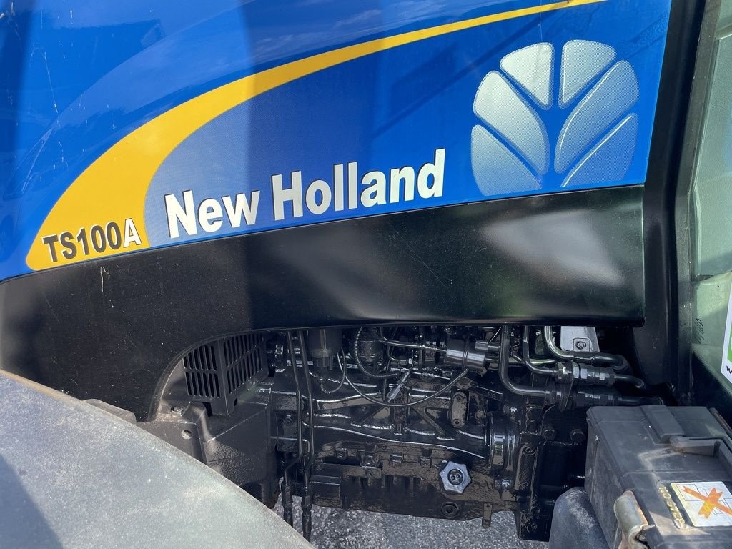 Traktor des Typs New Holland TS100A, Gebrauchtmaschine in Callantsoog (Bild 2)