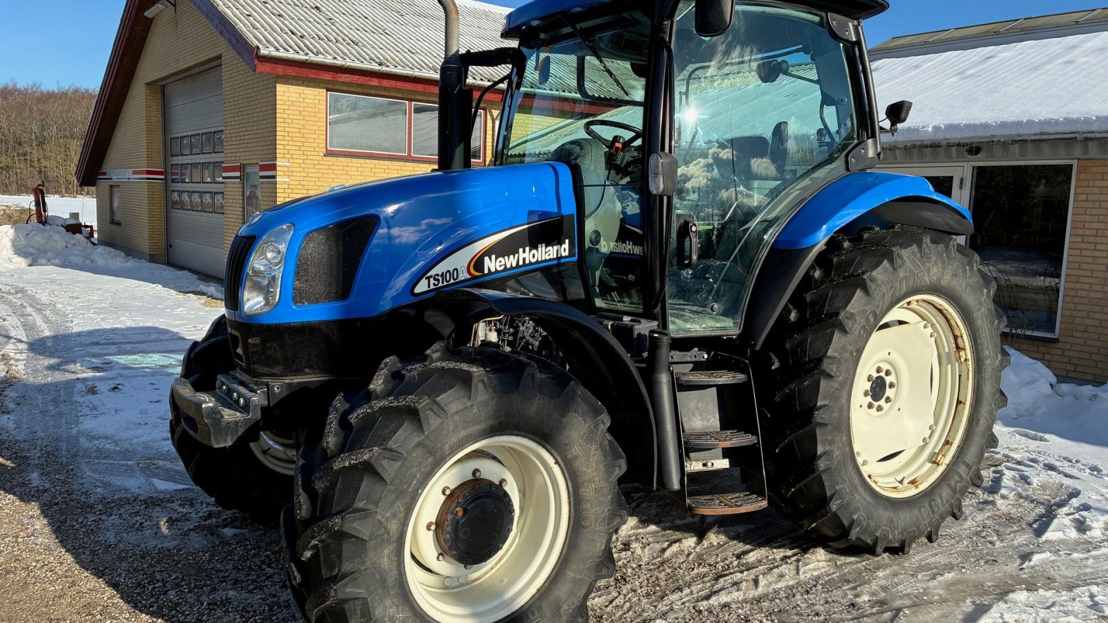 Traktor del tipo New Holland TS100A, Gebrauchtmaschine In Store Heddinge (Immagine 2)