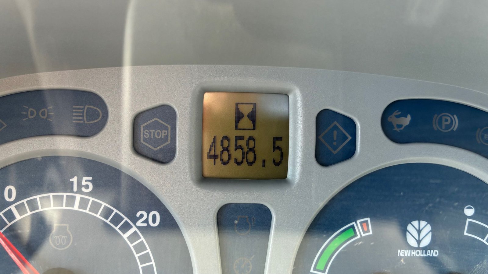 Traktor del tipo New Holland TS100A, Gebrauchtmaschine In Store Heddinge (Immagine 10)