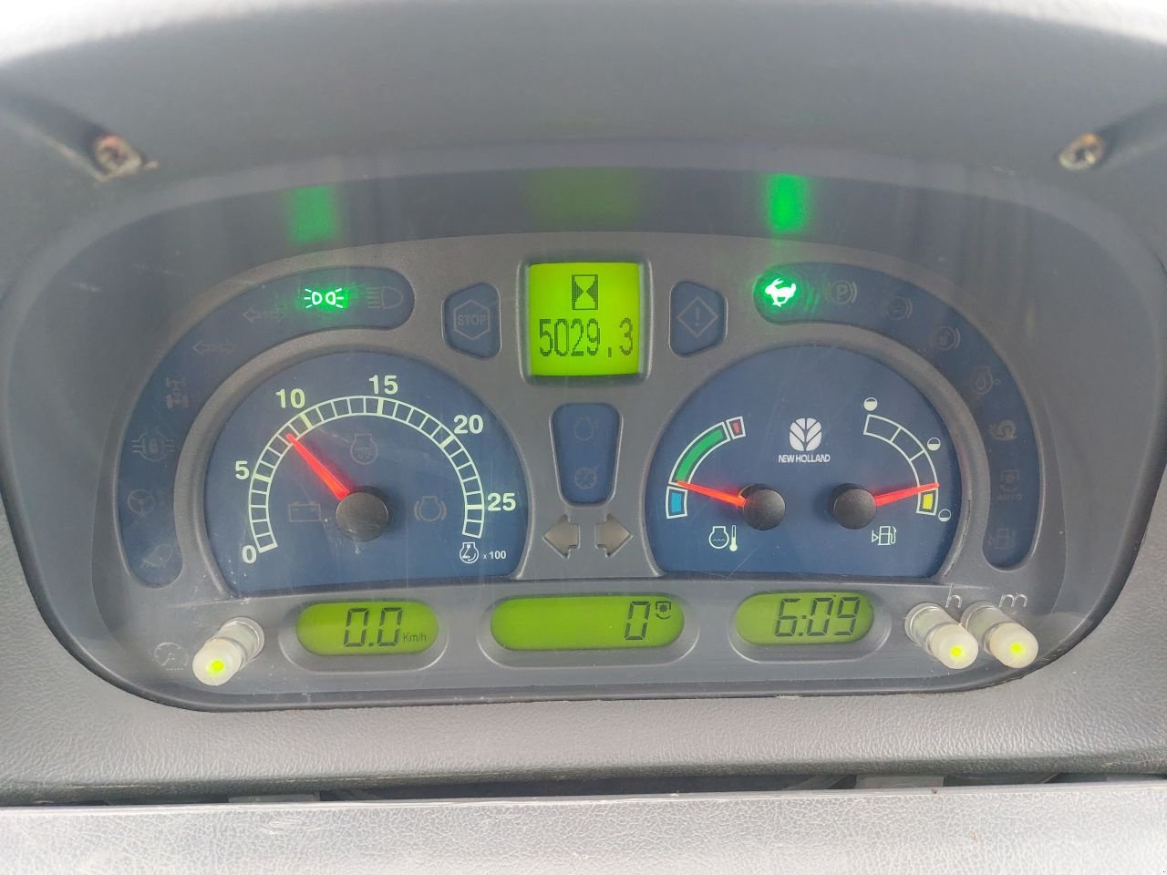 Traktor Türe ait New Holland TS100A, Gebrauchtmaschine içinde Ouderkerk aan den IJssel (resim 9)