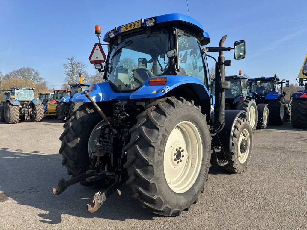 Traktor van het type New Holland TS100A, Gebrauchtmaschine in Heerenveen (Foto 6)