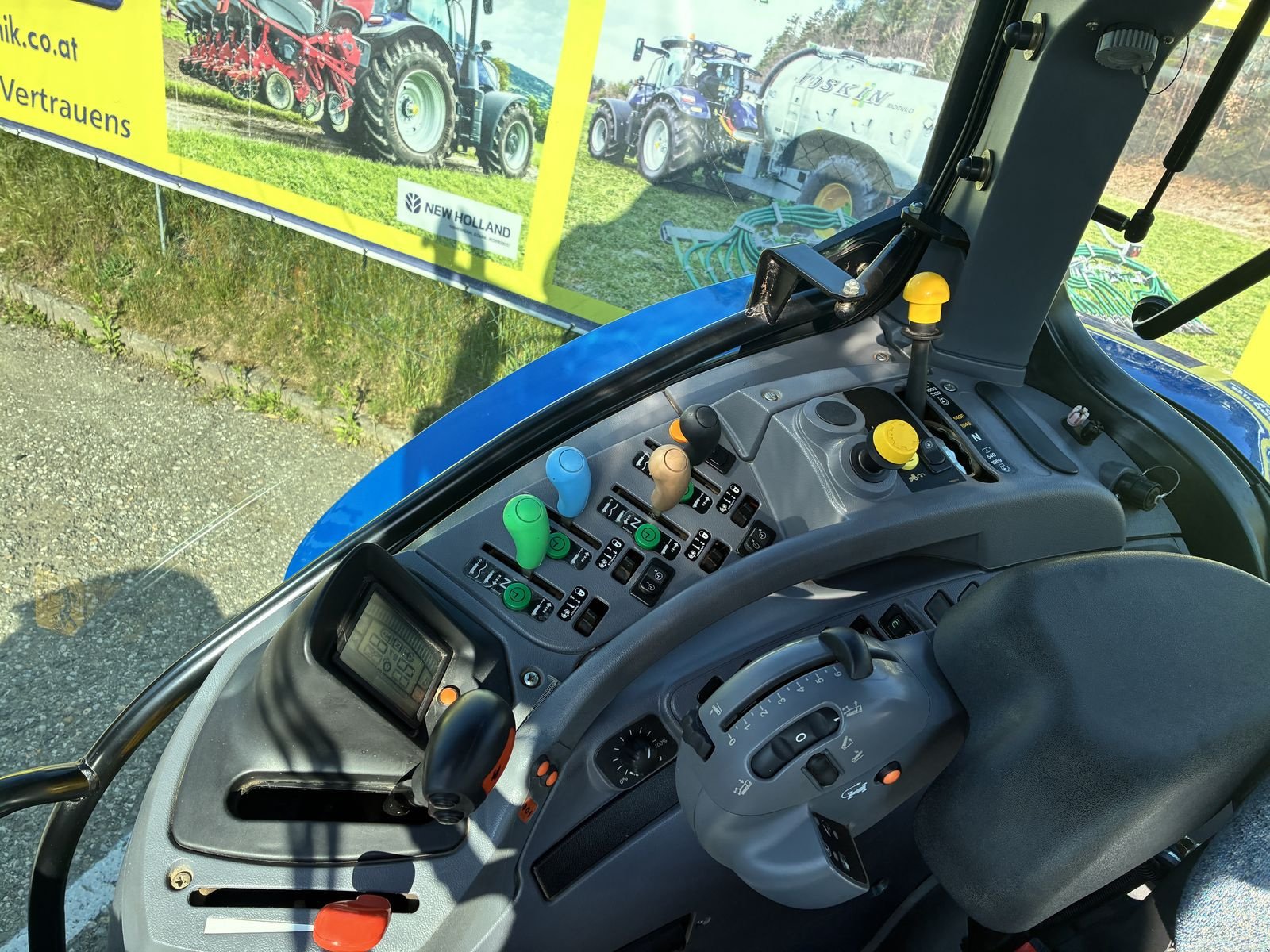 Traktor a típus New Holland TS110A Plus, Gebrauchtmaschine ekkor: Villach (Kép 8)