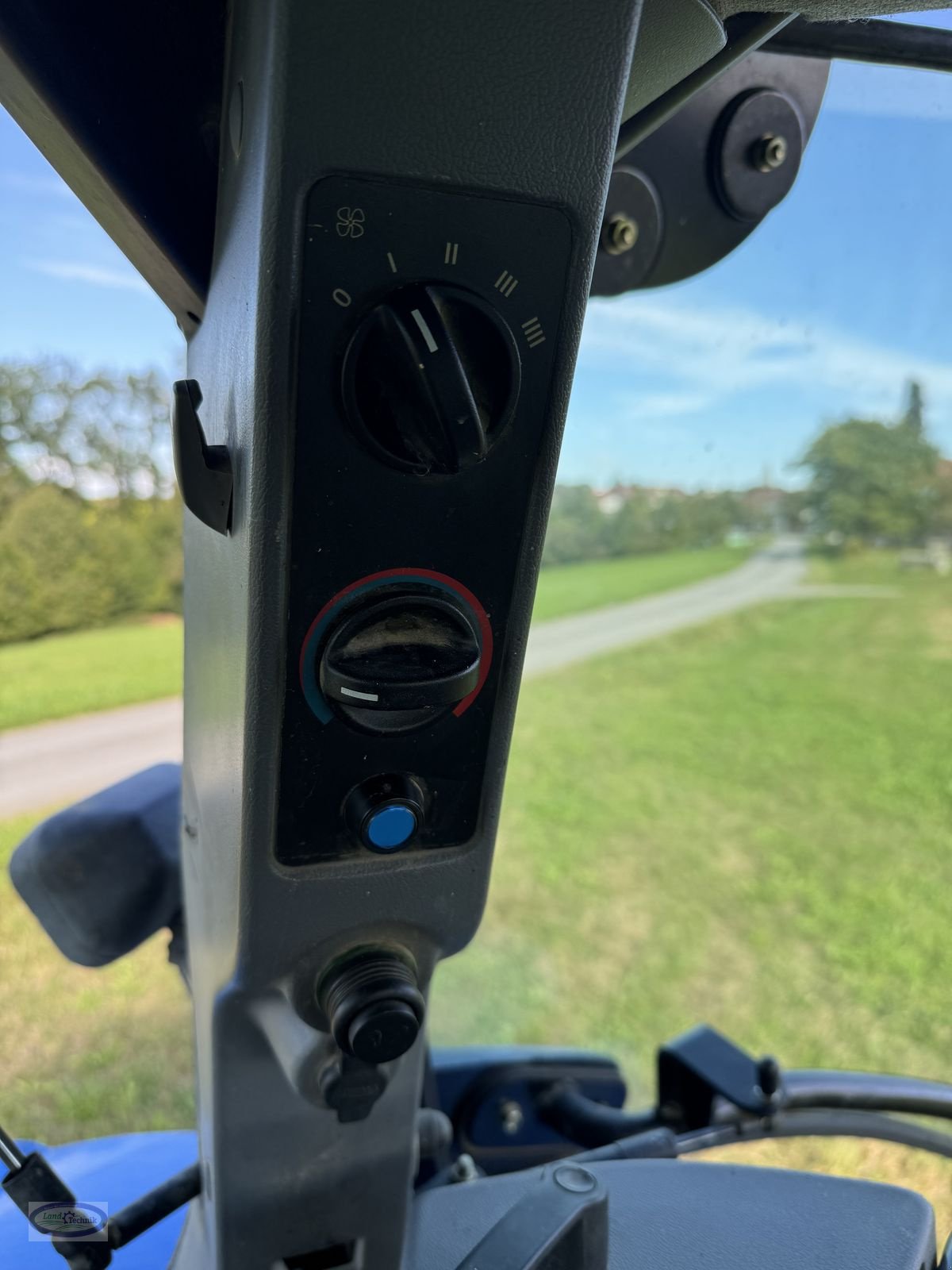 Traktor des Typs New Holland TS110A Plus, Gebrauchtmaschine in Münzkirchen (Bild 19)