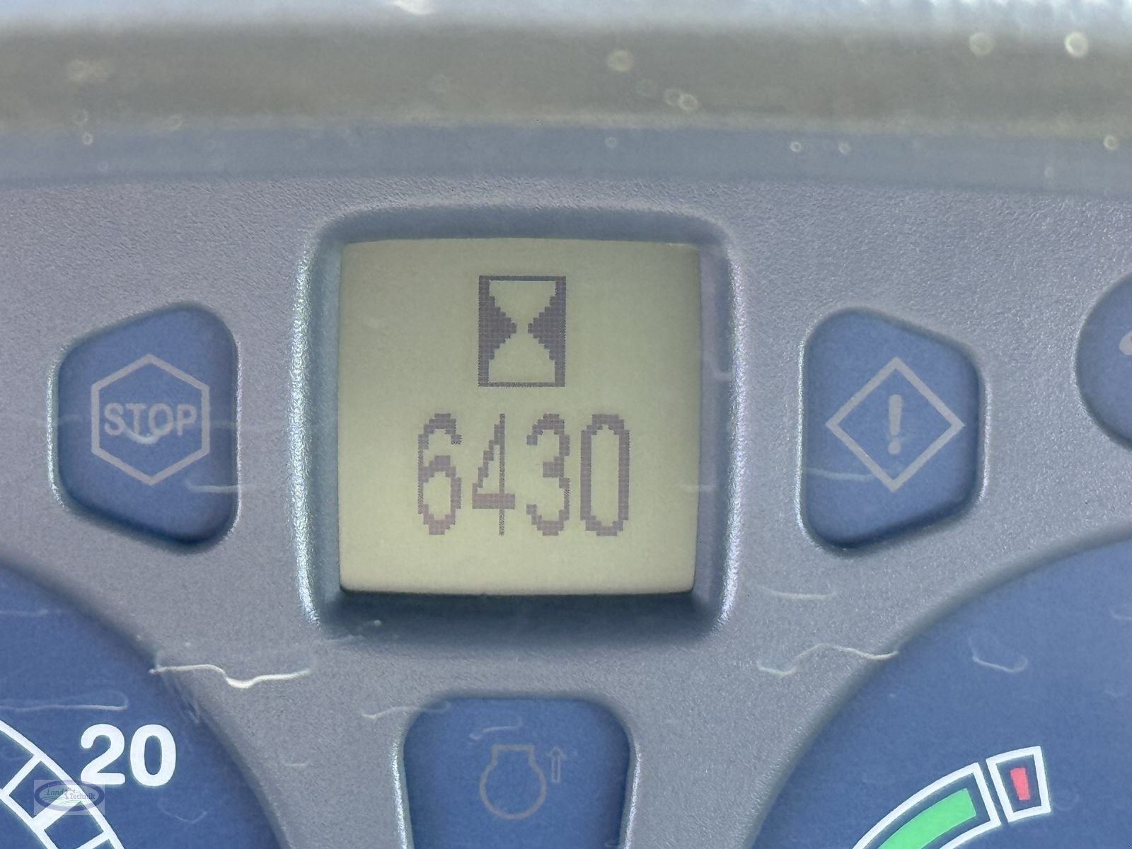 Traktor des Typs New Holland TS110A Plus, Gebrauchtmaschine in Münzkirchen (Bild 17)