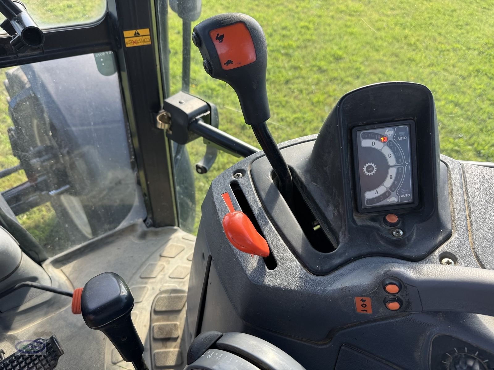 Traktor des Typs New Holland TS110A Plus, Gebrauchtmaschine in Münzkirchen (Bild 18)