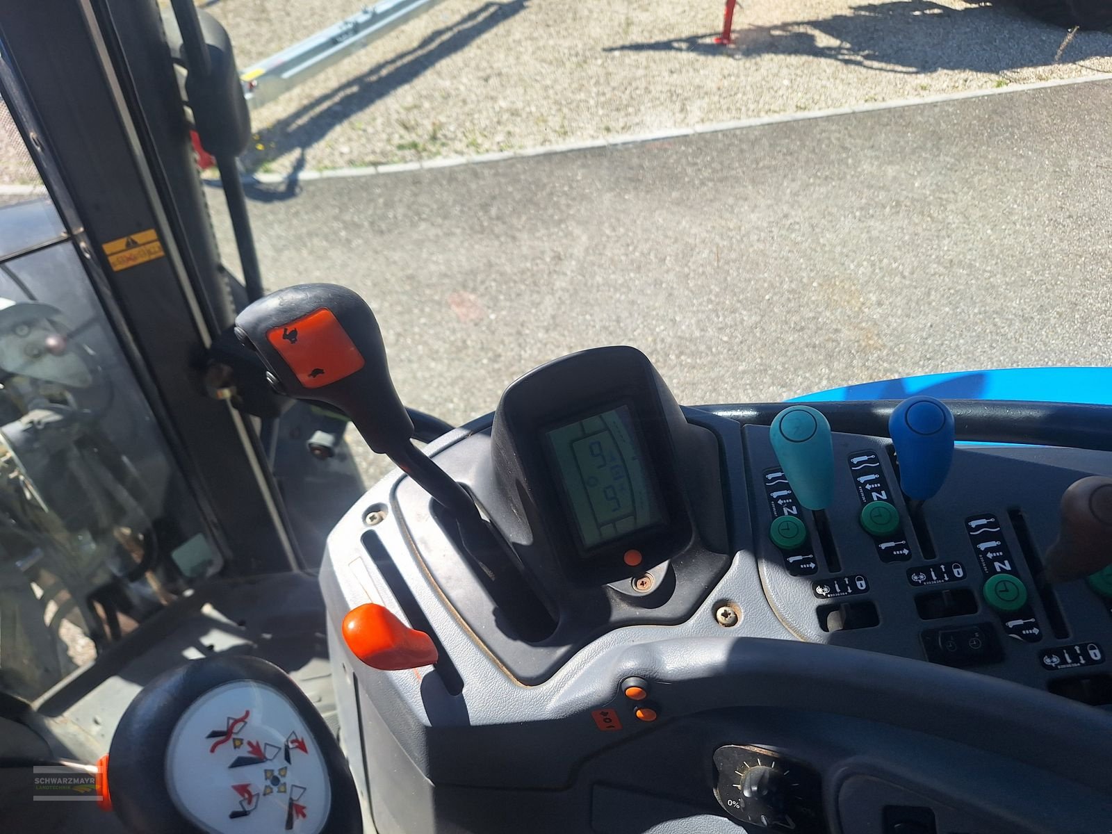 Traktor of the type New Holland TS110A, Gebrauchtmaschine in Gampern (Picture 20)