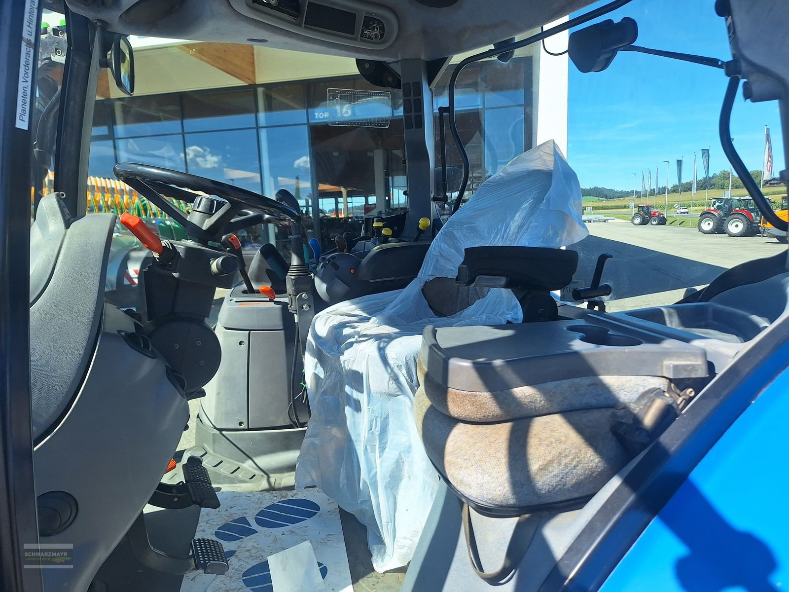 Traktor of the type New Holland TS110A, Gebrauchtmaschine in Gampern (Picture 17)