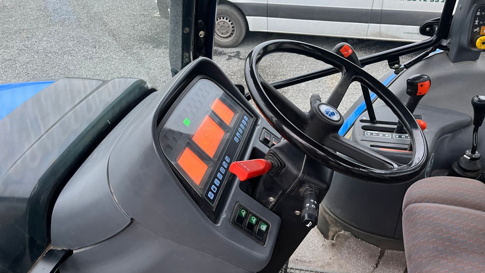 Traktor от тип New Holland TS115 Turbo, Gebrauchtmaschine в Ringsted (Снимка 14)