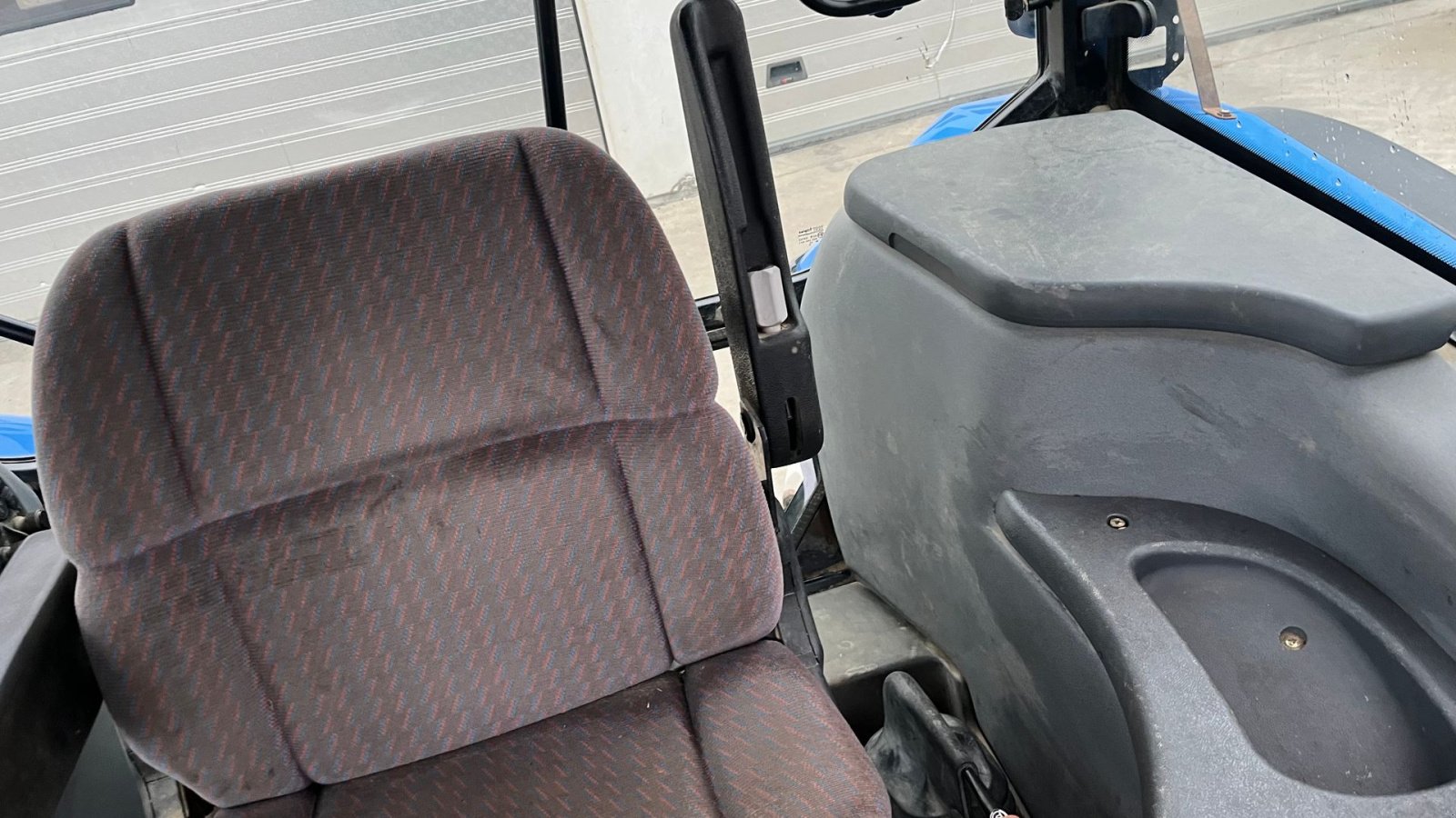 Traktor от тип New Holland TS115 Turbo, Gebrauchtmaschine в Ringsted (Снимка 13)