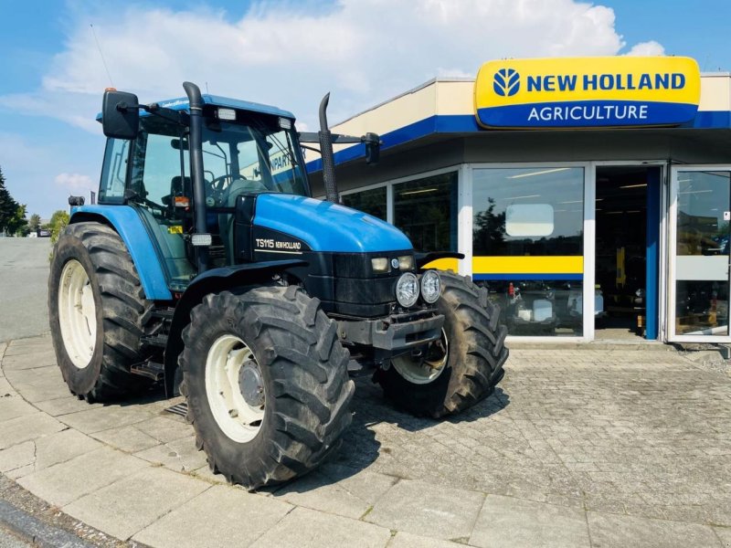 Traktor типа New Holland TS115, Gebrauchtmaschine в Vejle (Фотография 1)