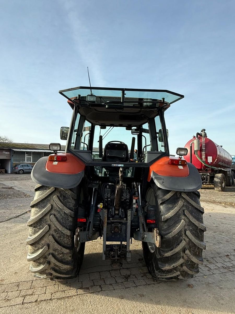 Traktor du type New Holland TS.115, Gebrauchtmaschine en Nieheim Kreis Höxter (Photo 5)