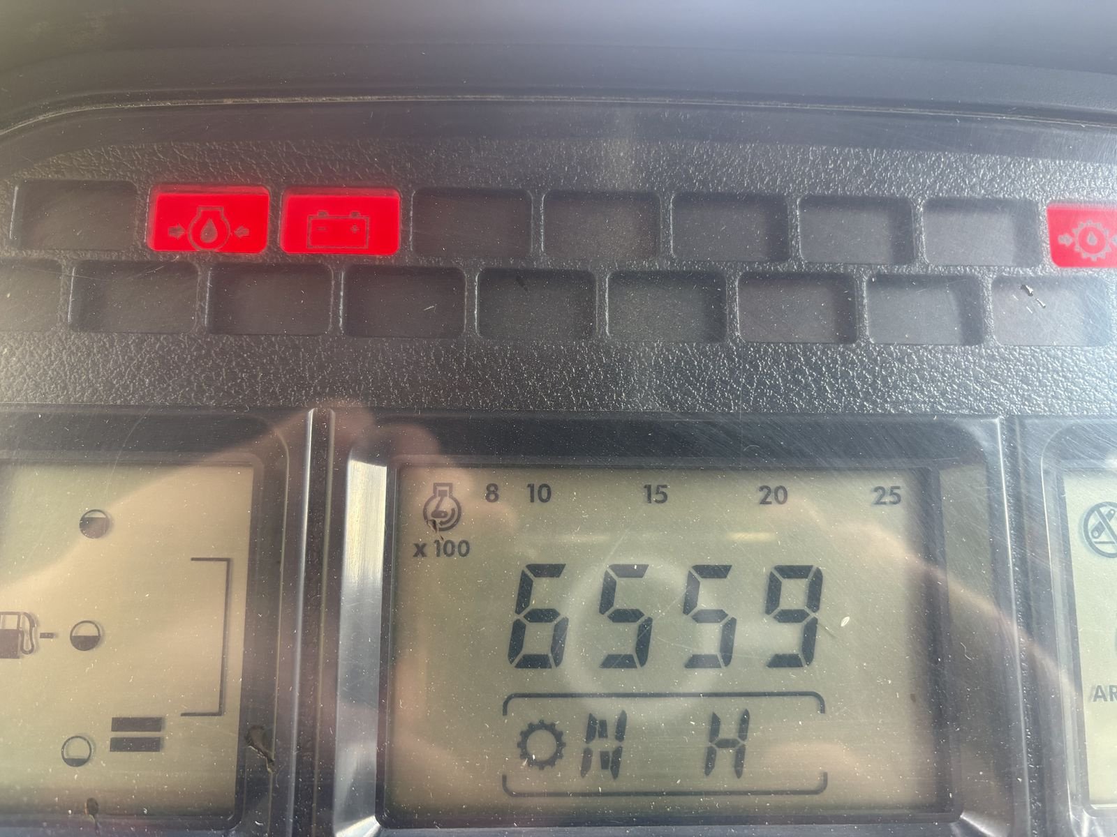 Traktor typu New Holland TS115, Gebrauchtmaschine w Pischelsdorf am Engelbach (Zdjęcie 11)