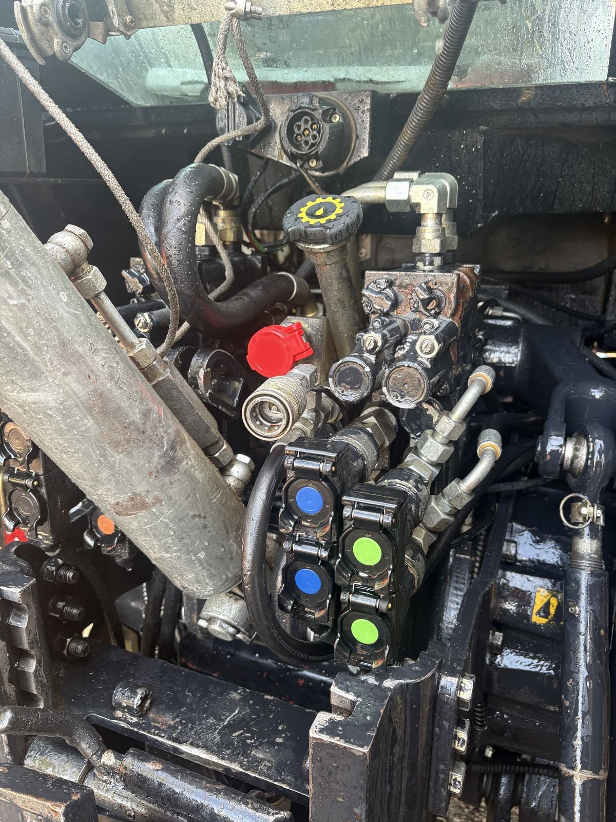 Traktor typu New Holland TS115, Gebrauchtmaschine w Pischelsdorf am Engelbach (Zdjęcie 4)