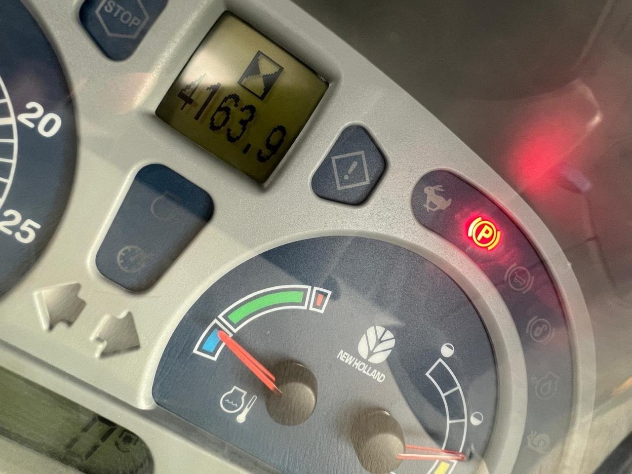 Traktor of the type New Holland TS115A, Gebrauchtmaschine in Middelfart (Picture 7)