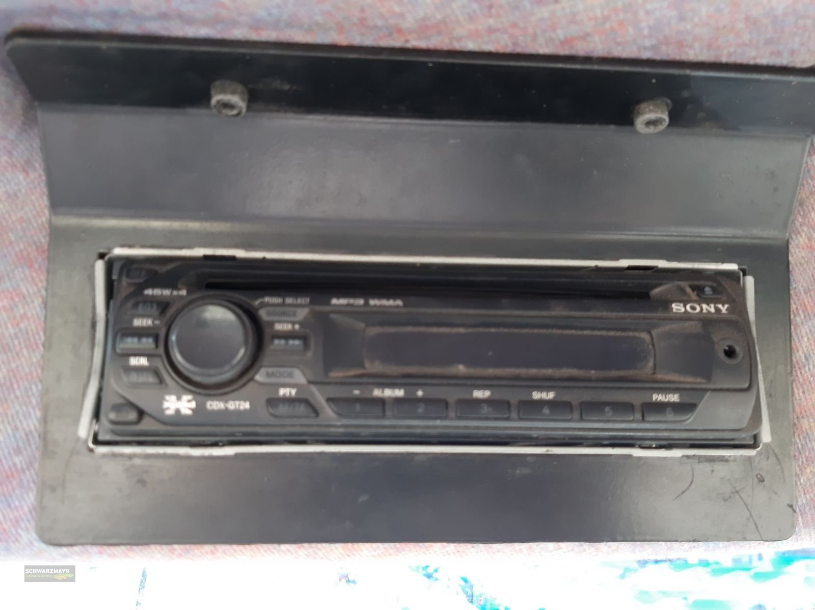 Traktor des Typs New Holland TS115A, Gebrauchtmaschine in Gampern (Bild 15)