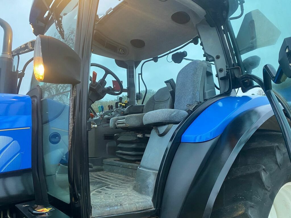 Traktor del tipo New Holland TS125A tractor, Gebrauchtmaschine en Boekel (Imagen 9)