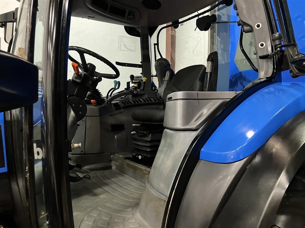 Traktor типа New Holland TS125A, Gebrauchtmaschine в Rødekro (Фотография 11)