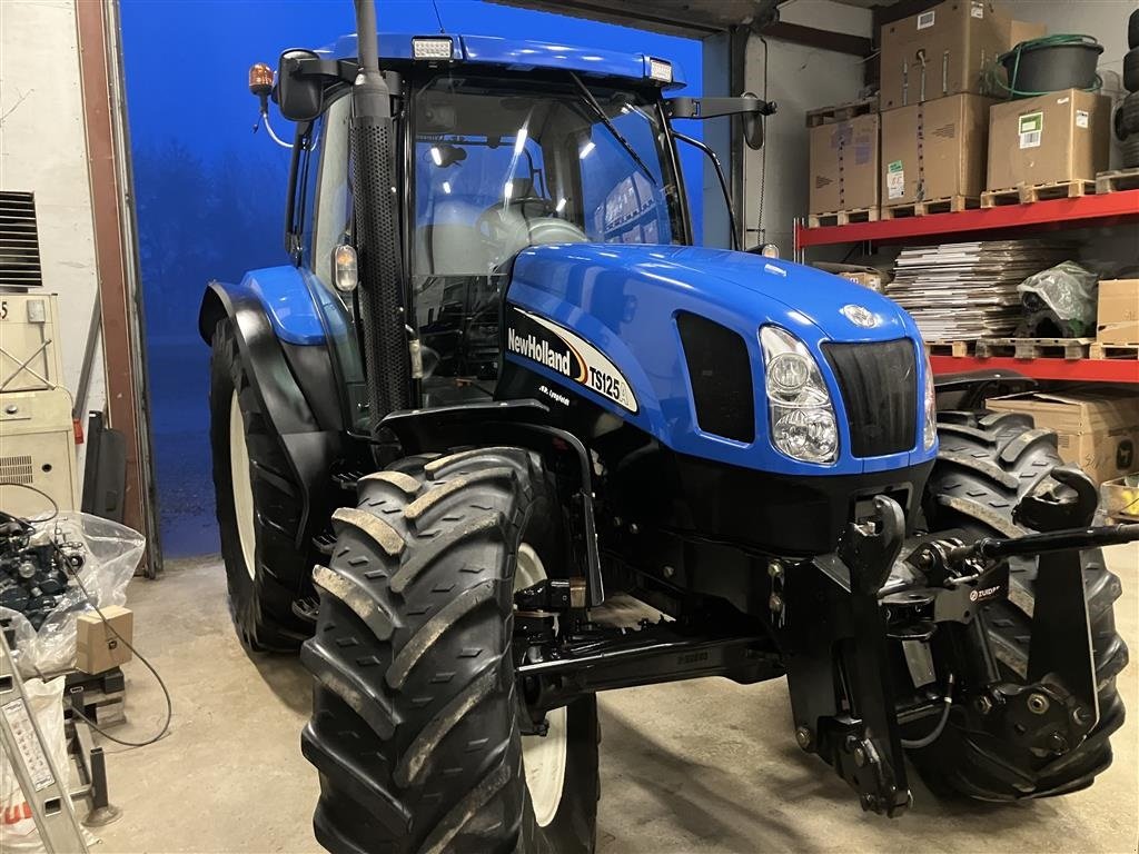 Traktor типа New Holland TS125A, Gebrauchtmaschine в Rødekro (Фотография 10)