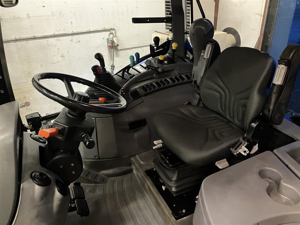 Traktor типа New Holland TS125A, Gebrauchtmaschine в Rødekro (Фотография 13)