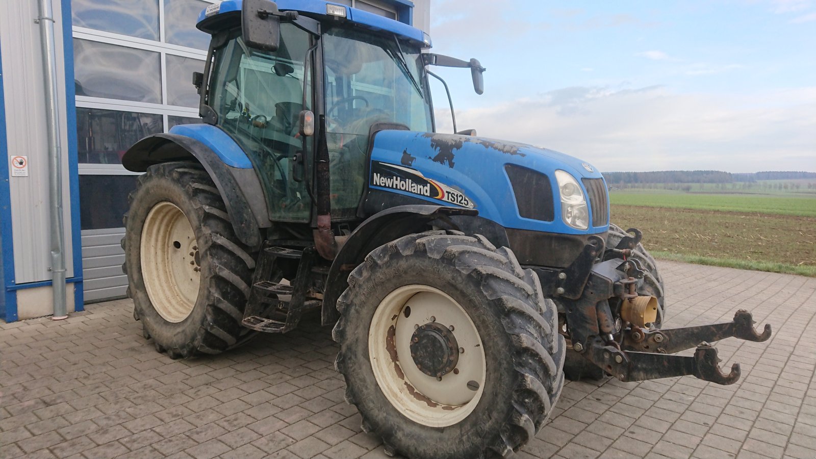 Traktor типа New Holland TS125A, Gebrauchtmaschine в Mühlingen (Фотография 1)