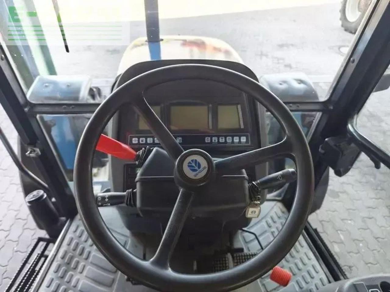 Traktor typu New Holland ts90, Gebrauchtmaschine v SANKT MARIENKIRCHEN BEI SCHÄRDING (Obrázek 13)