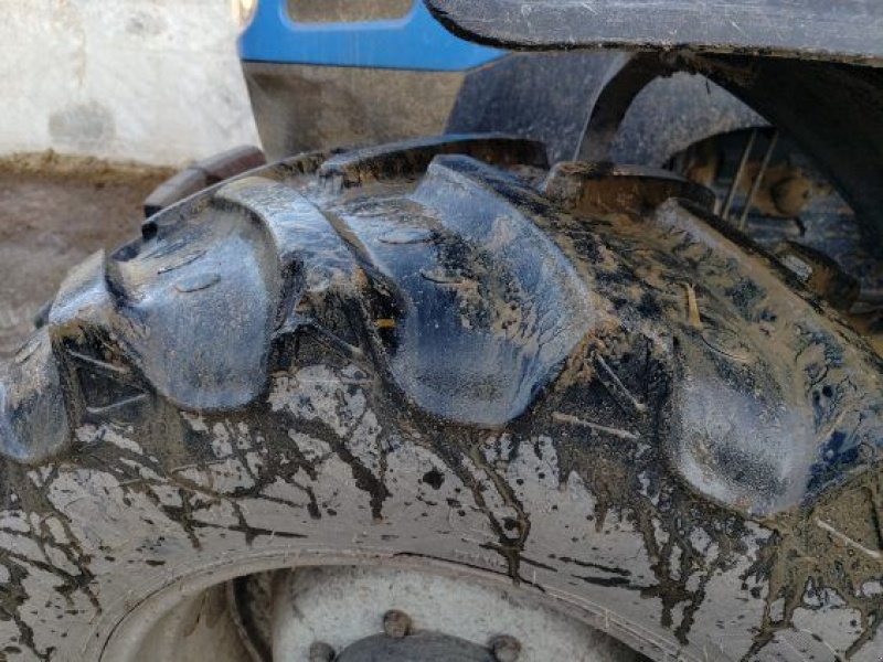 Traktor des Typs New Holland TSA 125, Gebrauchtmaschine in CHAMPLECY (Bild 7)
