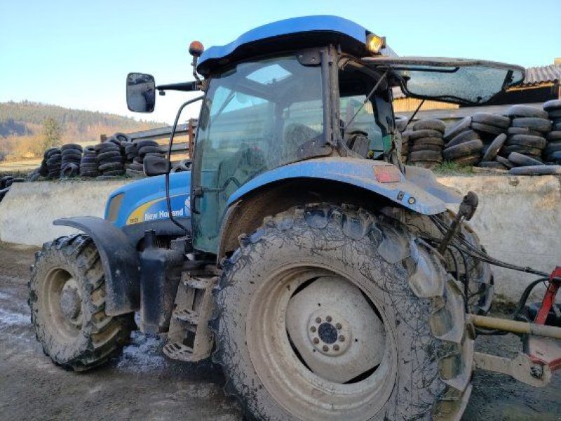 Traktor des Typs New Holland TSA 125, Gebrauchtmaschine in CHAMPLECY (Bild 2)