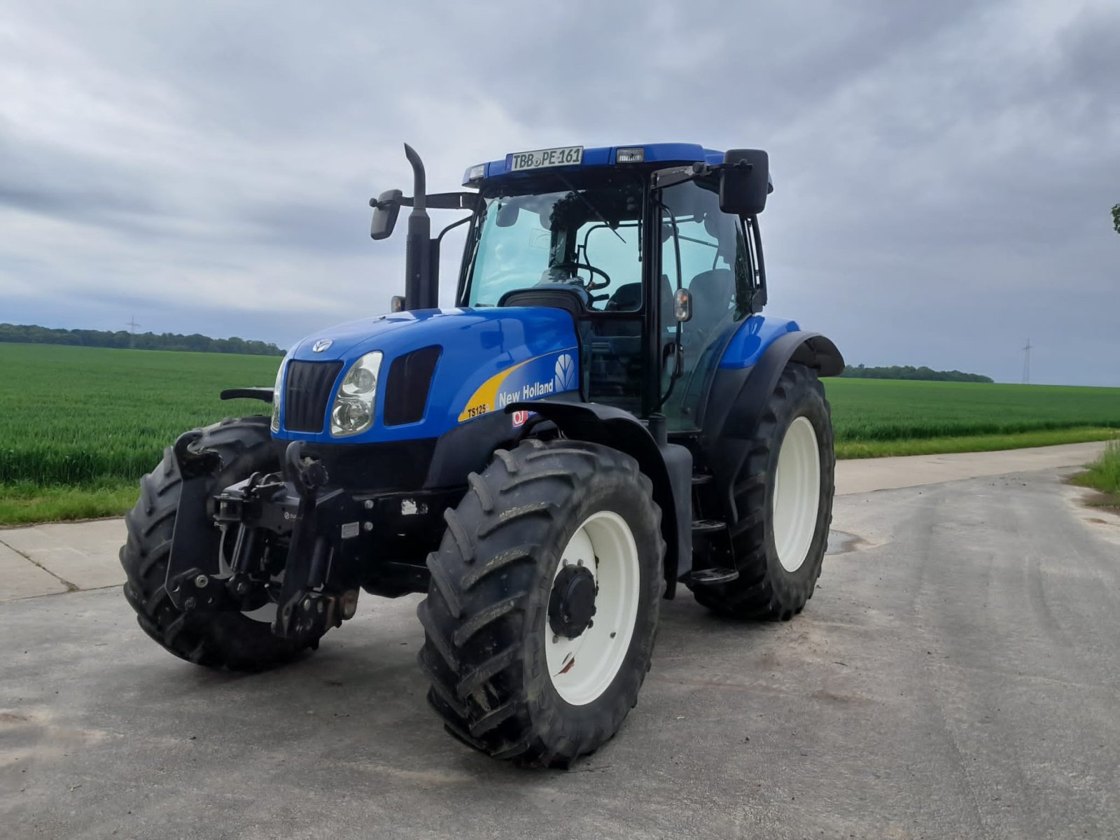 Traktor des Typs New Holland TSA 125, Gebrauchtmaschine in Creglingen (Bild 1)