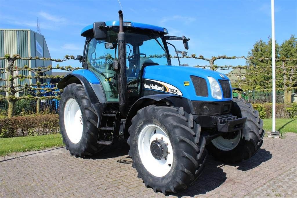 Traktor типа New Holland TSA135A, Gebrauchtmaschine в Bant (Фотография 1)