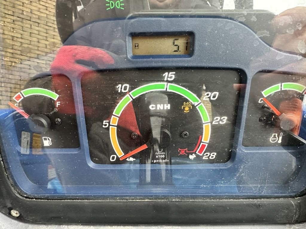 Traktor a típus New Holland TT75, Neumaschine ekkor: Callantsoog (Kép 5)