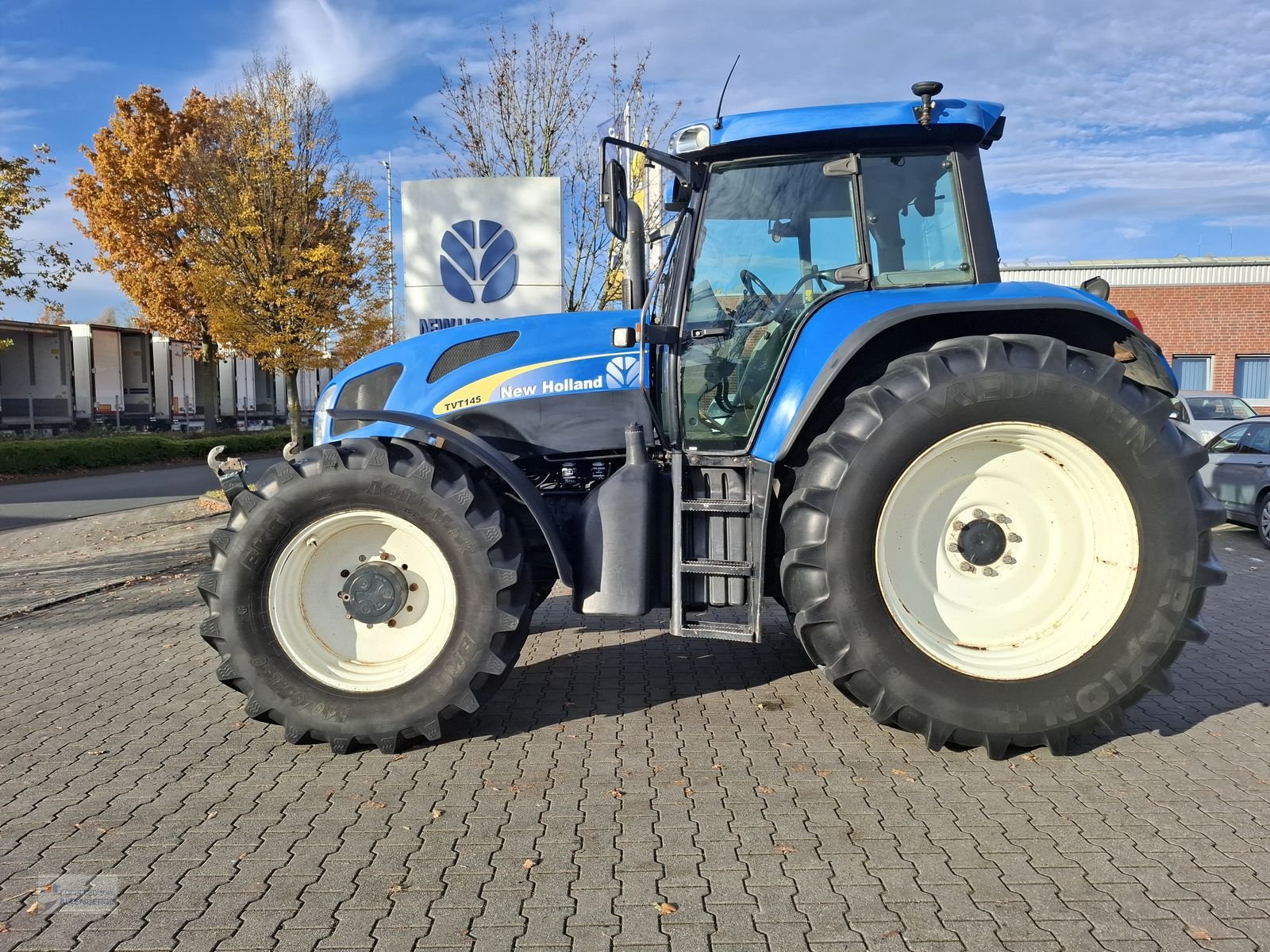 Traktor of the type New Holland TVT 145, Gebrauchtmaschine in Altenberge (Picture 11)