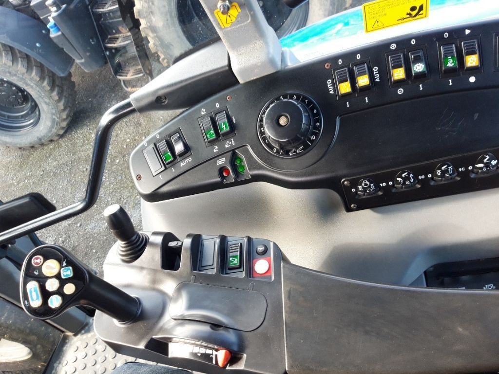 Traktor a típus New Holland TVT 170, Gebrauchtmaschine ekkor: BRAS SUR MEUSE (Kép 5)