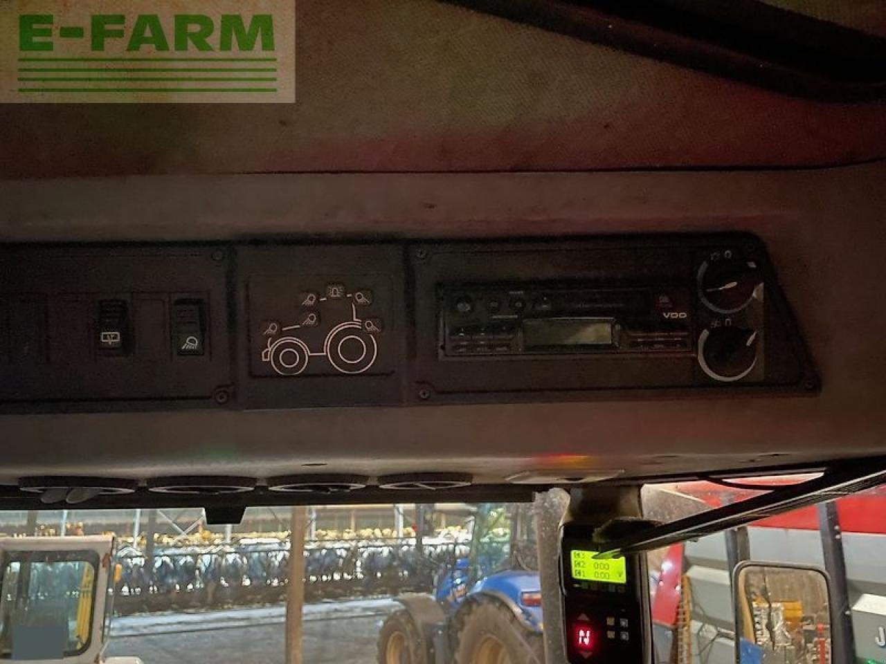 Traktor типа New Holland tvt 190, Gebrauchtmaschine в gg VEGHEL (Фотография 2)