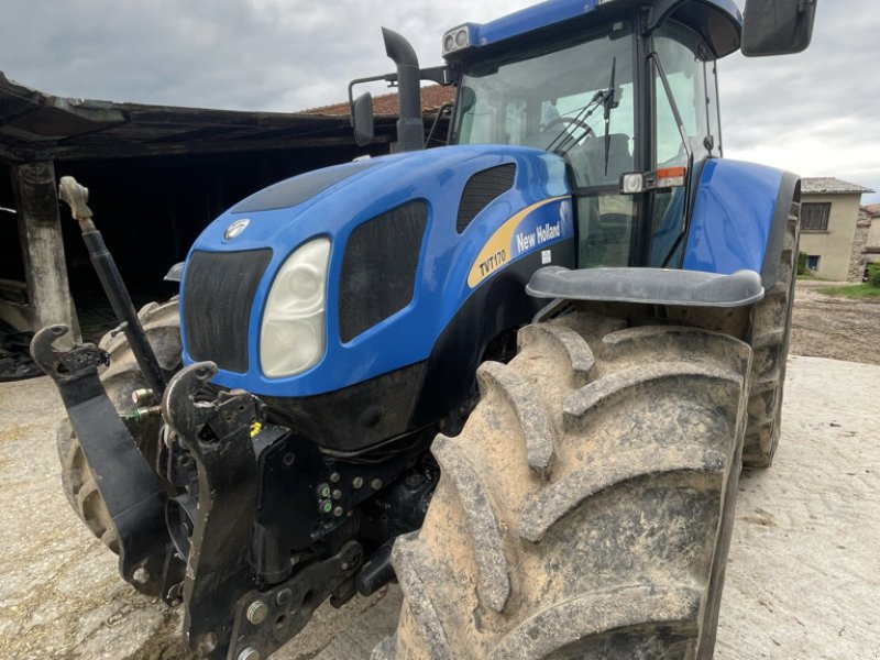 Traktor del tipo New Holland TVT170, Gebrauchtmaschine In Calmont