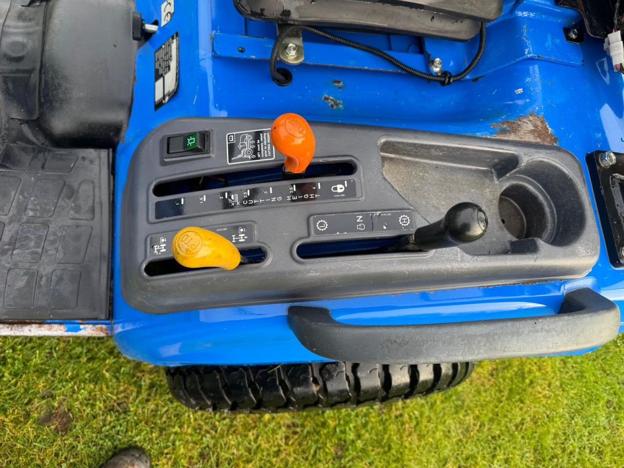 Traktor Türe ait New Holland TZ 21 D, Gebrauchtmaschine içinde Lage Zwaluwe (resim 5)