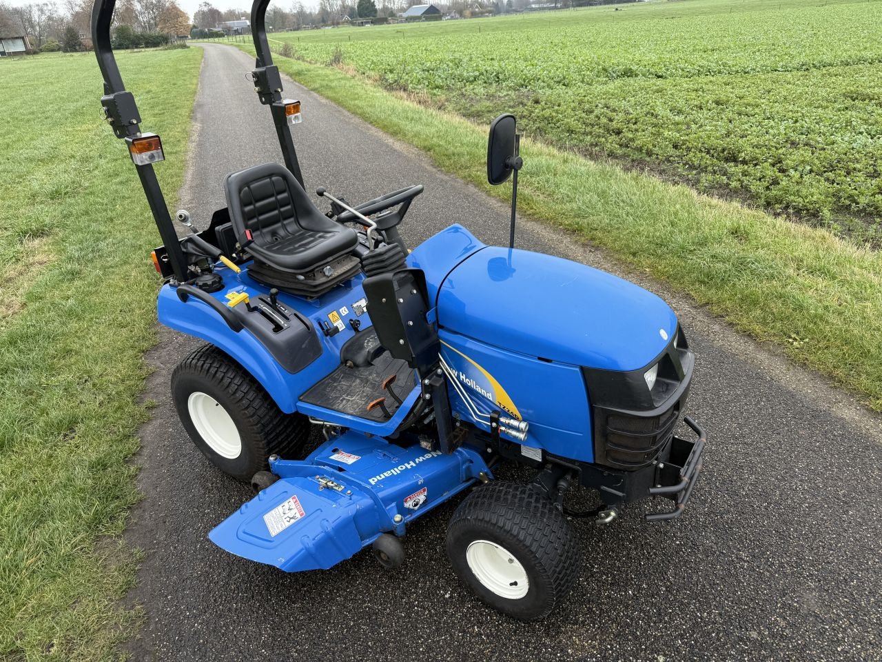 Traktor tipa New Holland TZ 24 D, Gebrauchtmaschine u Klarenbeek (Slika 3)