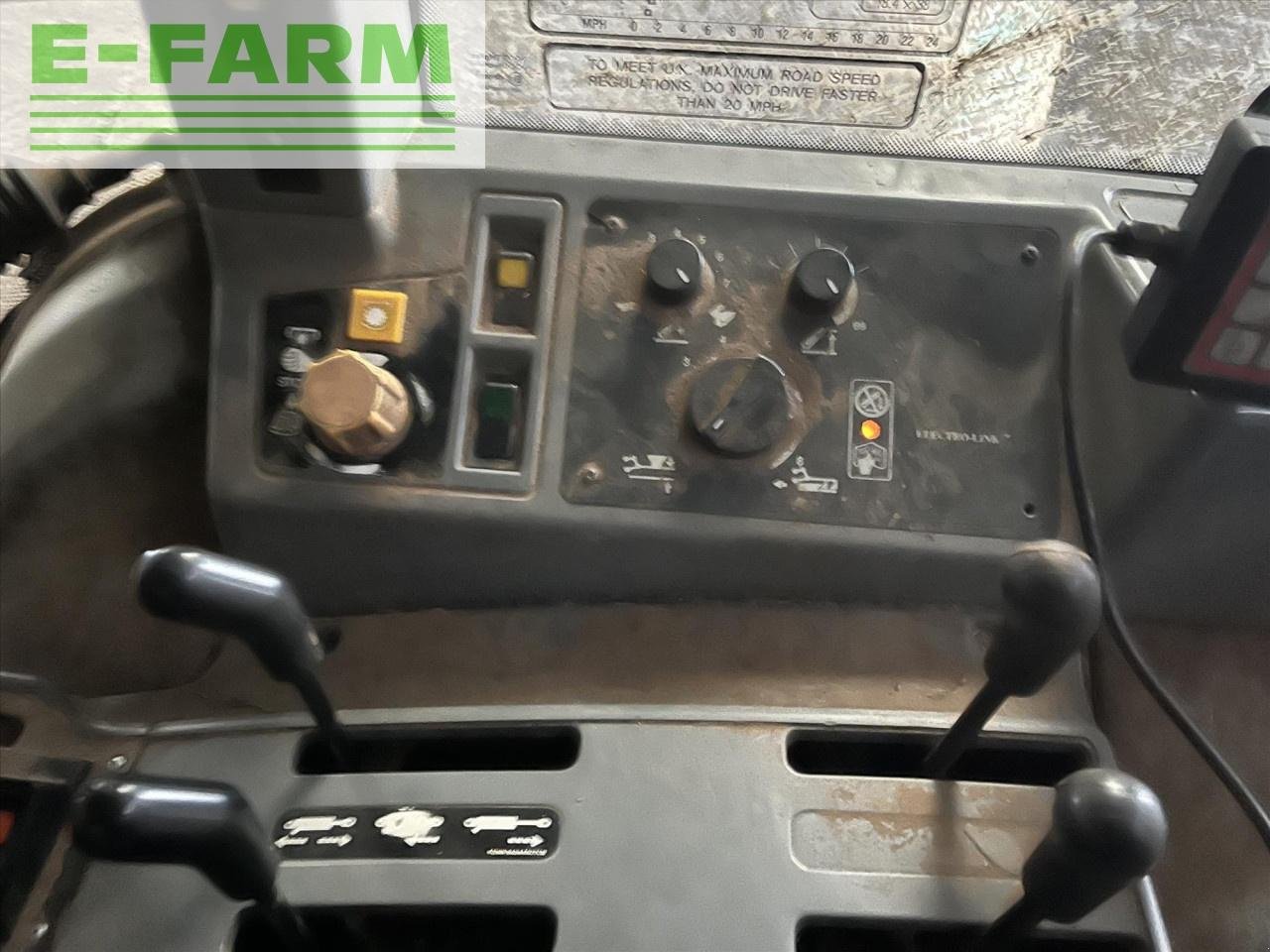 Traktor za tip New Holland USED 8340, Gebrauchtmaschine u STRATHAVEN (Slika 5)